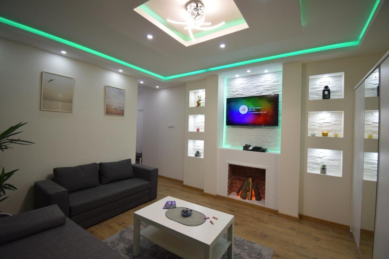Apartments Wolf Belgrado Exterior foto